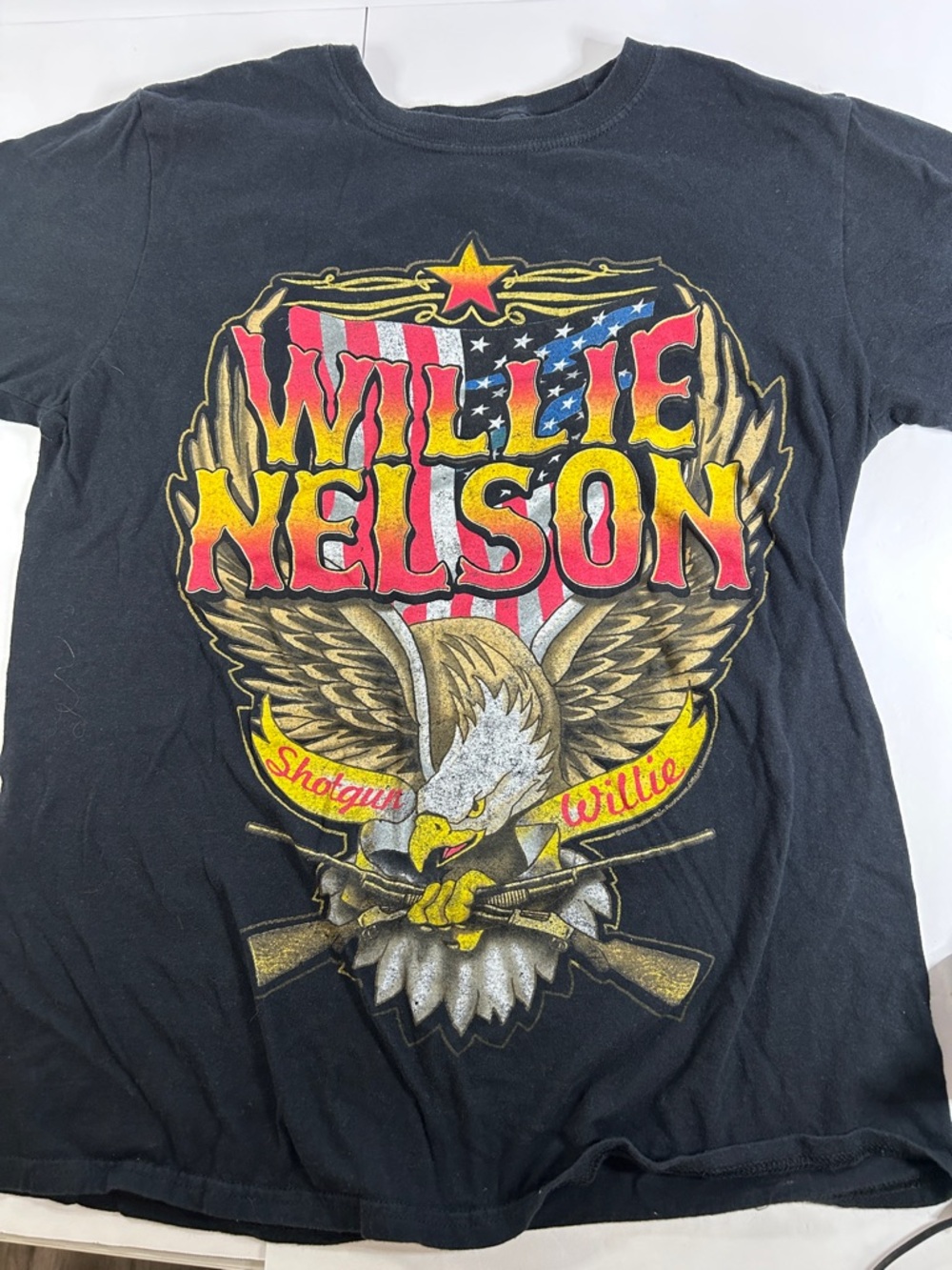 Graphic Tee Willie Nelson shotgun Medium black